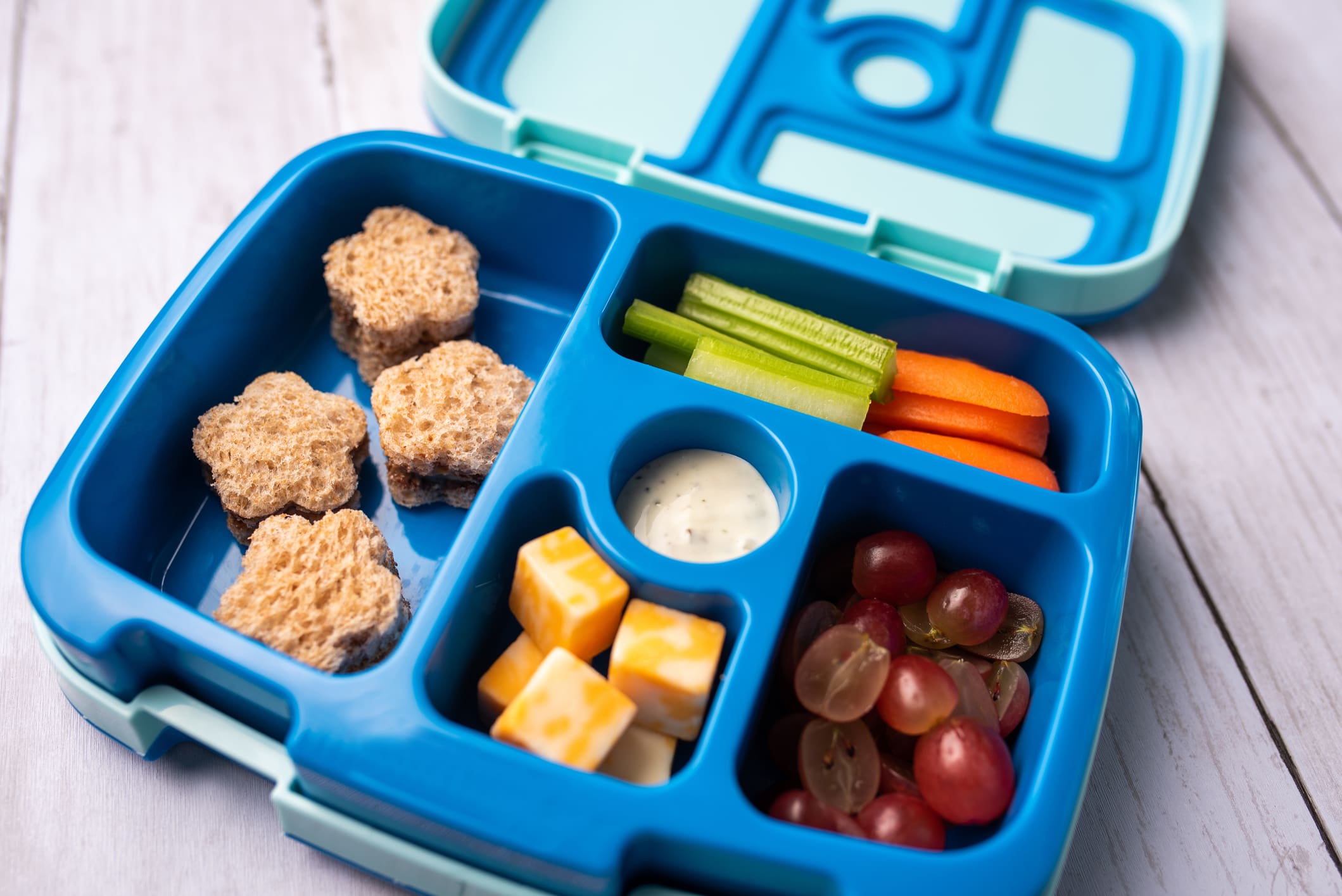 Report: Trump policies are raising costs of kids' school meals